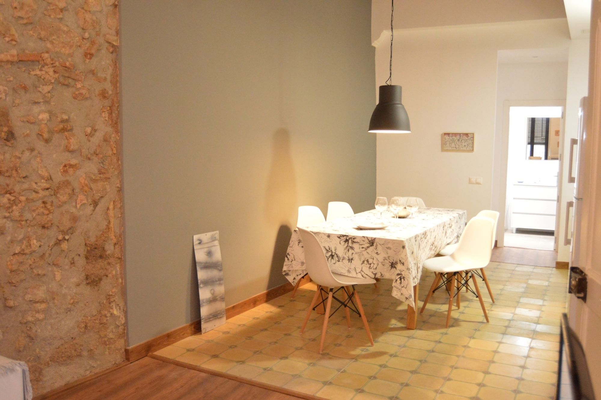 Tarragonasuites 19-mediona 2 Apartamento *